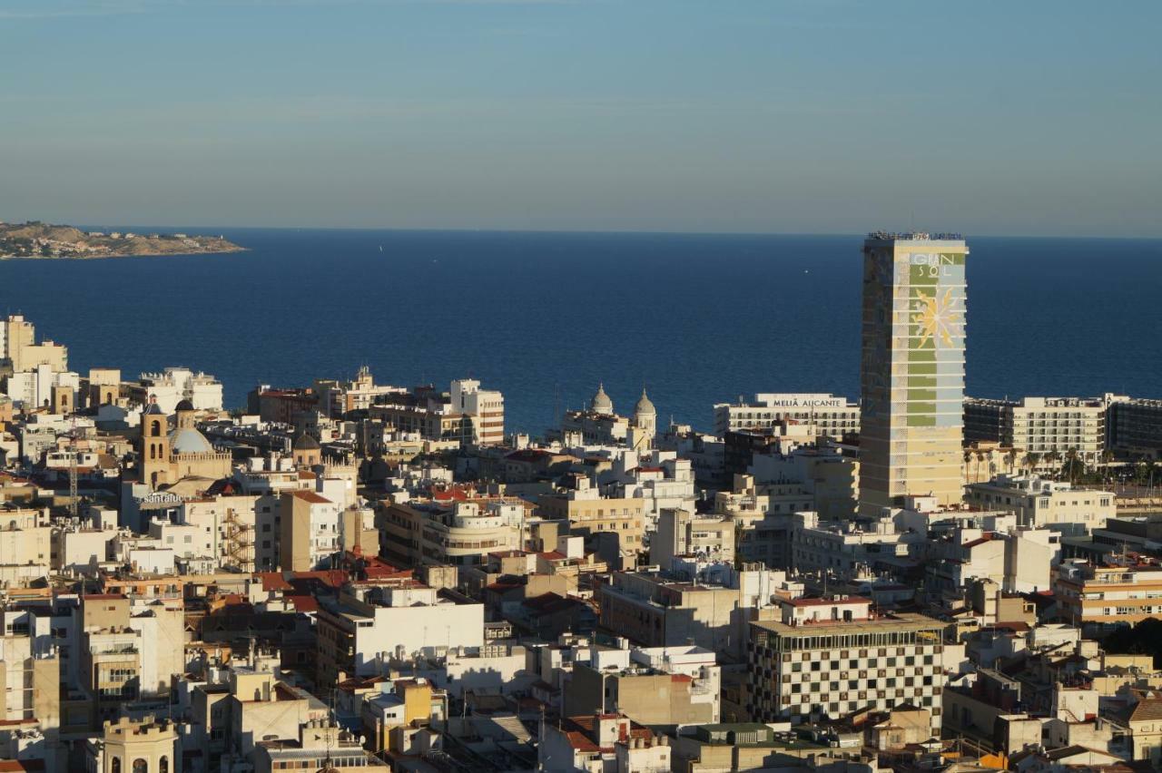 Charming Downtown Skyscrapper Leilighet Alicante Eksteriør bilde